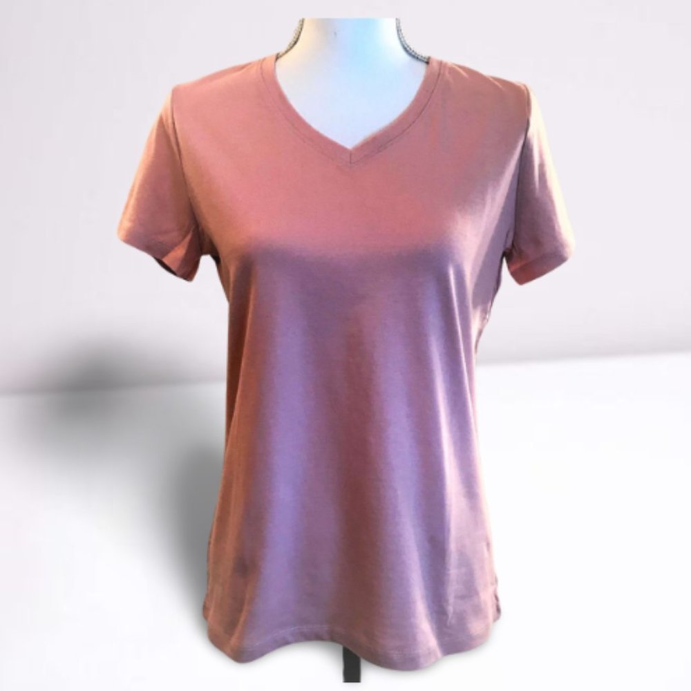 SAHALIE V-NECK TEE, SIZE SMALL,